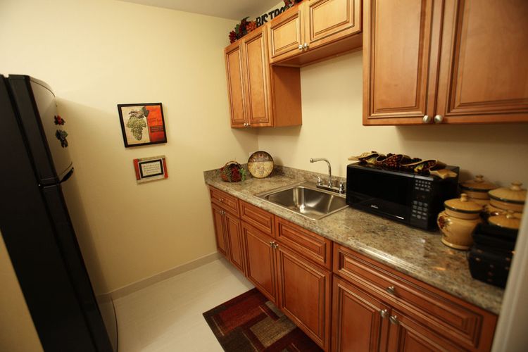 Grace Manor Suites Pricing, Photos & Amenities in Lakeland, FL Seniorly